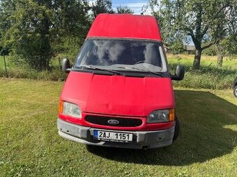 Ford transit 2,5