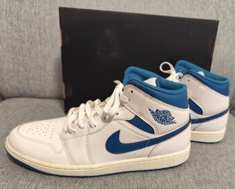 Nike Air Jordan 1 Mid SE