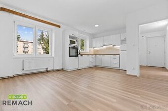 Pronájem, byt 3+kk, 81 m2, Uherské Hradiště, ev.č. 03273