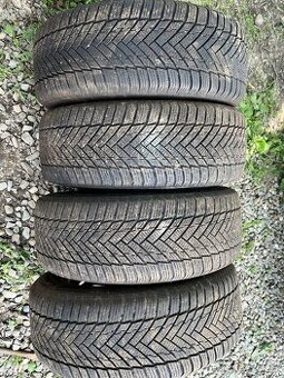 Zimni pneu 185/55R15 82H