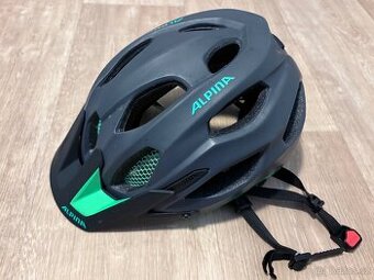 Helma Alpina velikost L (57-62cm)