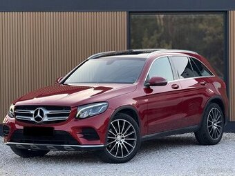 Mercedes-Benz GLC 220d 4Matic AMG, Pano, Ambient, Ťažné