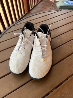 Nike Phantom sálovky vel. 40 - 1