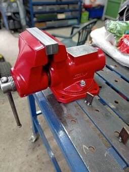 Svěrák York 150L T