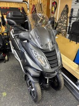 Peugeot Metropolis 400i