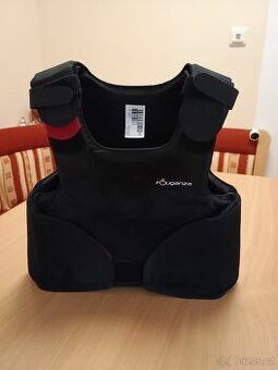 Jezdecká ochranná vesta Fouganza vel. 12-14 let LEVNĚ