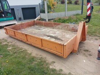 Valníkový kontejner