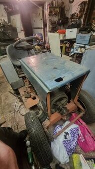 Malotraktůrek PF-62