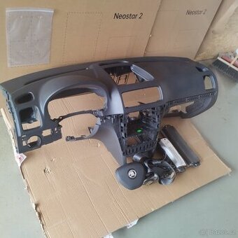 Škoda Yeti airbagy, pásy, palubní deska