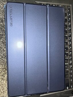 Tablet / telefon (na simkartu)