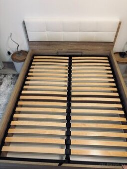 Dvoulůžková postel Tetrix LOZ/160 s čalouněným čelem