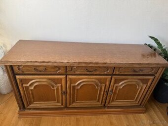 Rustikální komoda