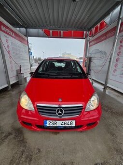Mercedes Benz A - 1
