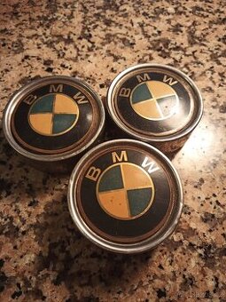 BMW E30 puklice Středová díra 72,6 mm