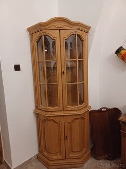 Dubové  rustikalní komody