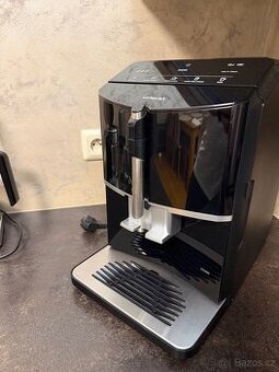 Automatický kávovar Philips Series 3200 LatteGo