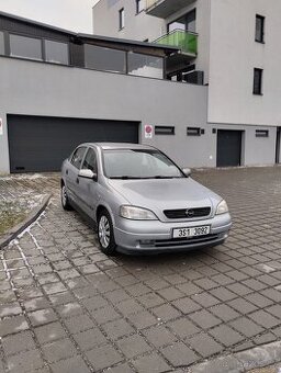 Opel Astra 1.6i 74kw
