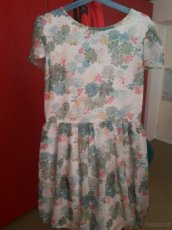 5x ŠATIČKY 122/128,KALHOTY 128,2x KOŠILE 128,MIKINA