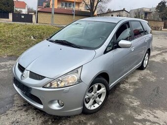 Mitsubishi Grandis,  2.4i 121kW.Klima.7míst
