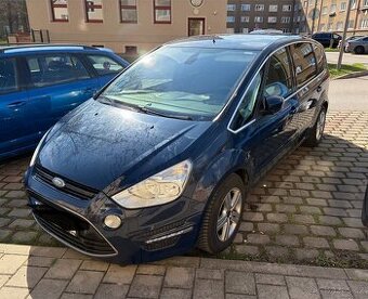 Ford s max