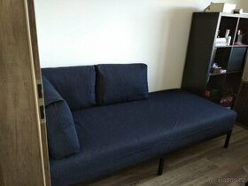 Pohovka (lenoška) Ikea modrá (postel pro hosty)