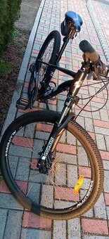 Horské kolo Aggressor GT