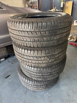 Letni pneu 215/60r16c