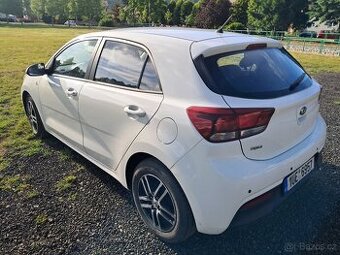 Kia Rio 2021 CVVT Comfort
