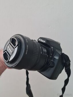 Nikon D40