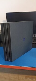 PS 4 PRO