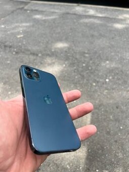iPhone 12 pro 256gb praskly