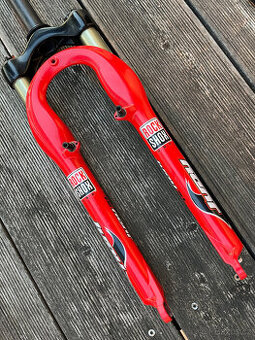 Odpružená vidlice Rock Shox Judy SL MTB retro