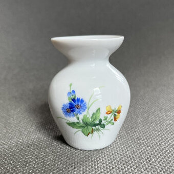 Míšeň Meissen Miniaturní porcelánová vázička 6 cm