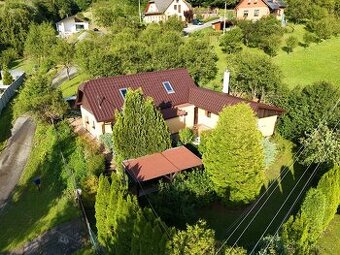 Rodinný dům ve Všemině