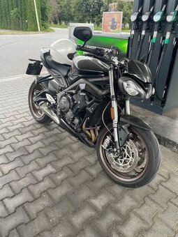 Triumph Street Triple RS