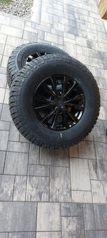 Nová kompletní kola na Ford Ranger Raptor 285/70 R17