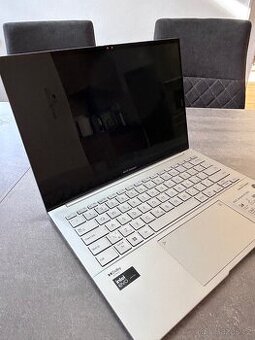 Notebook ASUS Zenbook 14 OLED UX3405MA-OLED862X