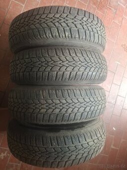 165/70/14 Dunlop Winter response2