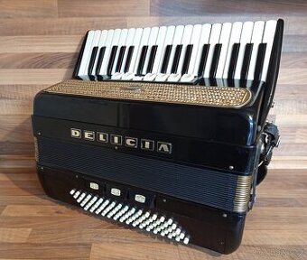 Akordeon (harmonika, heligonka) Delicia 80 basů