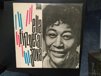 Sinatra Streisand Fitzgerald Crosby Dietrich Jones