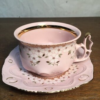 šálek růžový porcelán Chodov neobvyklý model Top stav