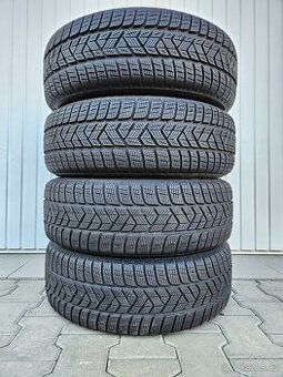Zimní Pirelli 215/60/17