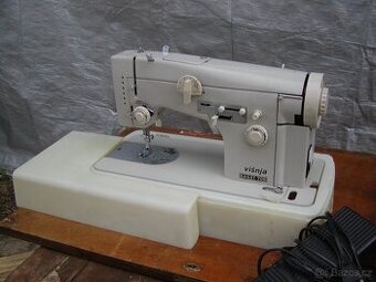 🔴Prodám. kufříkový šicí stroj