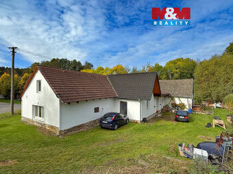 Prodej rodinného domu 4+1, 265 m², Slapsko