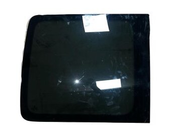 Pravé zadní sklo VW Caddy 2 2k r.v. 2008 skříňový vůz