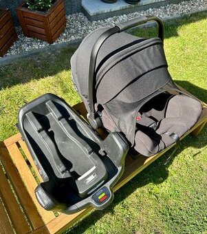 Autosedačka Bugaboo Turtle Air by Nuna BLACK + Isofix báze