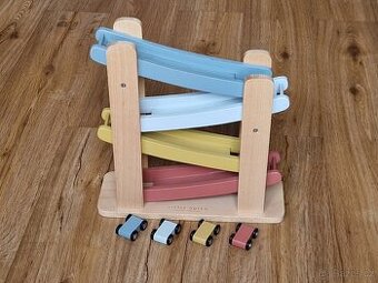 Little Dutch závodní dřevěná dráha