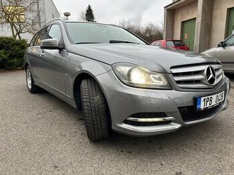 Mercedes-Benz W204 C180