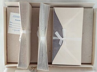 Sada dopisních papírů a obálek  v originální krabici Hamlet