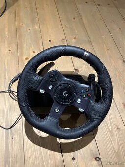 LOGITECH G920 volant, pedály a řadící páka